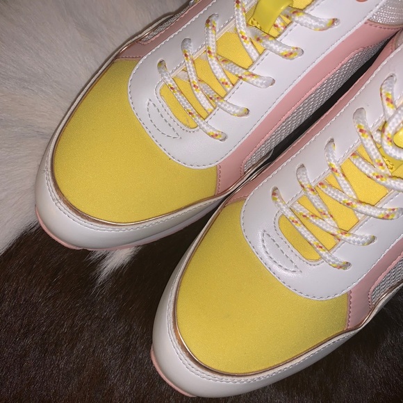 MICHAEL KORS MADDY TRAINER SNEAKERS - Picture 3 of 5